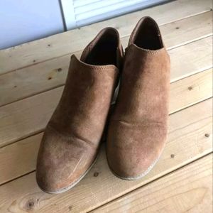 American Eagle ankle boots - size 9